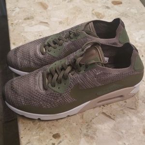 Gently used Nike Air Max.